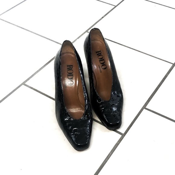 RODO | Vintage Block Heels - Picture 2 of 6